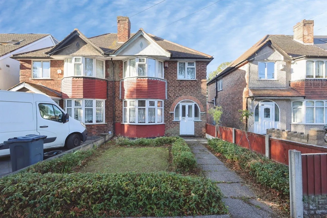 3 bed house for sale, Beaufort Avenue, Birmingham, B34