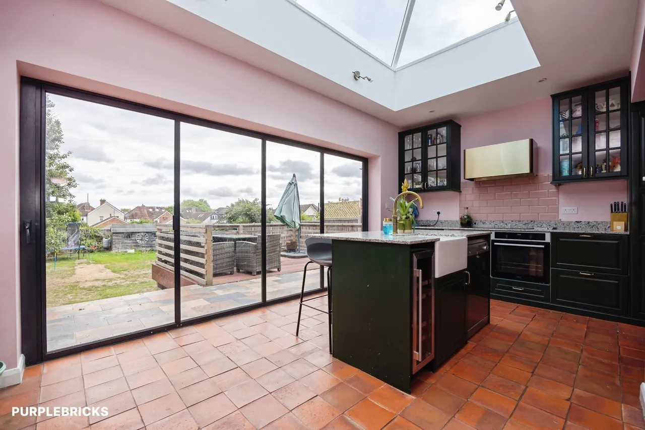 Bryanstone Avenue, Guildford, GU2, photo 9