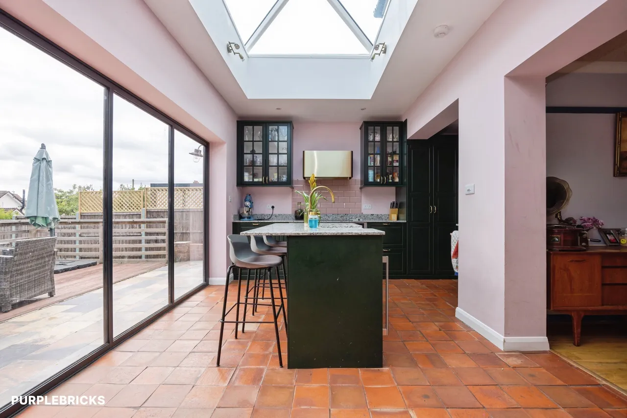 Bryanstone Avenue, Guildford, GU2, photo 7