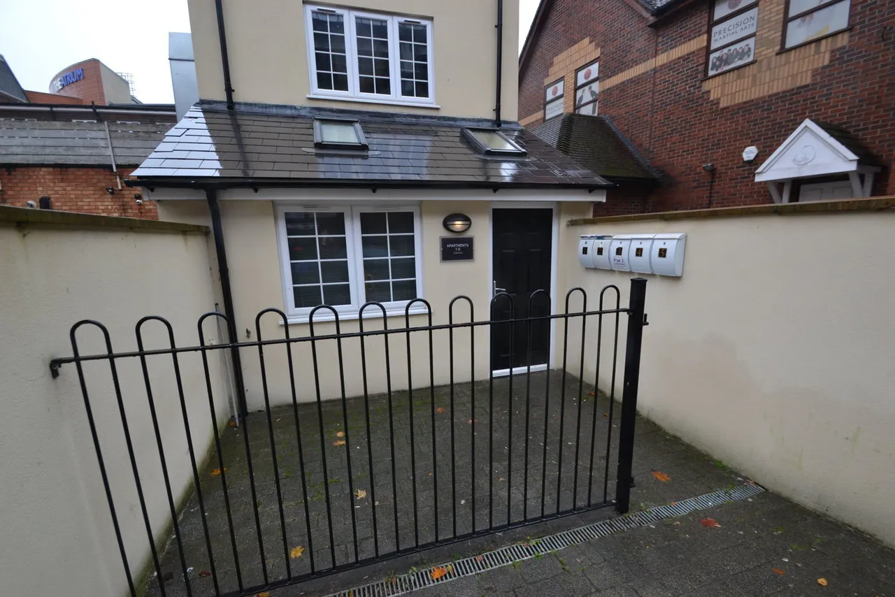 Albert Road, Camberley, GU15, photo 8