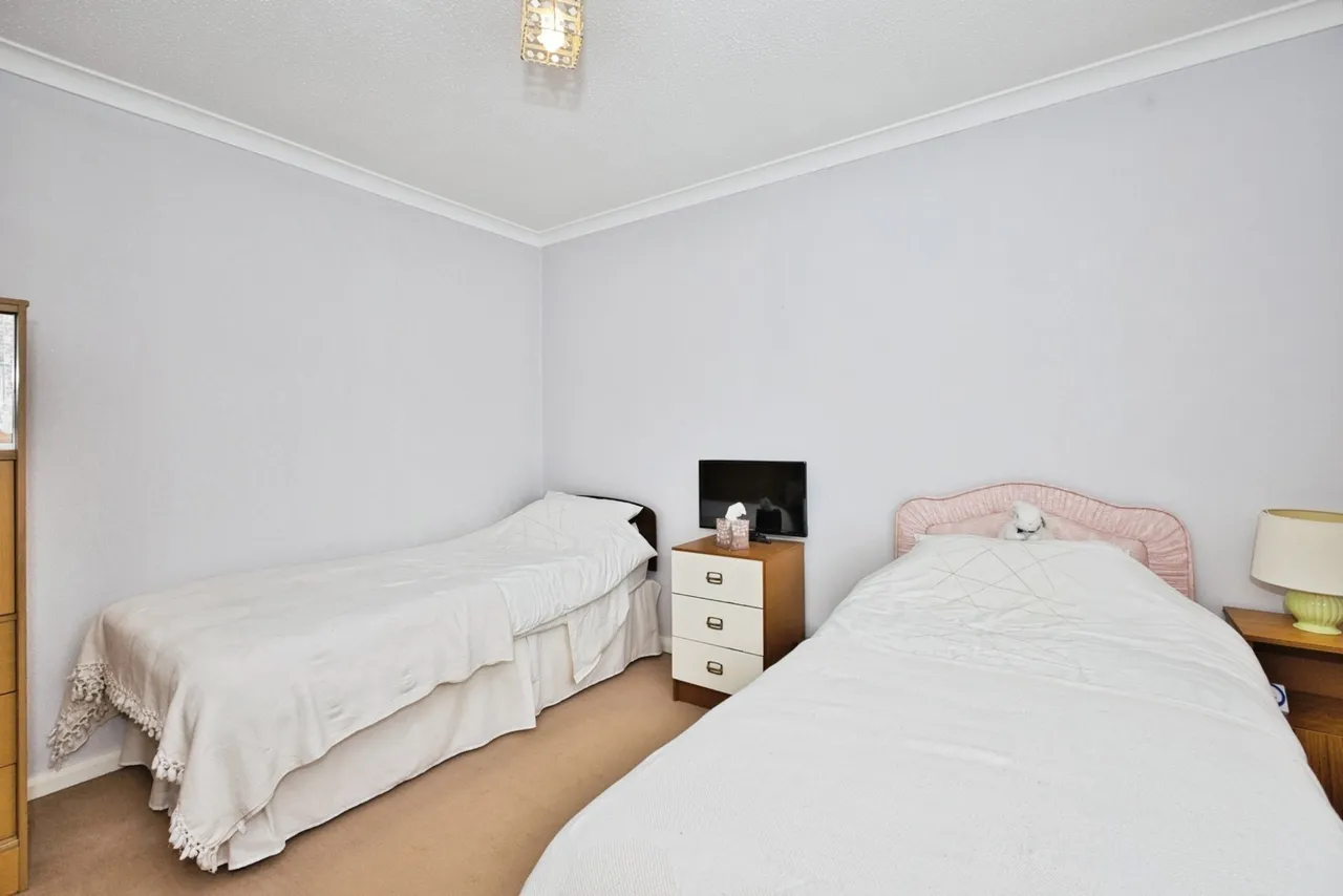 St. Brides Close, Glastonbury, BA6, photo 11
