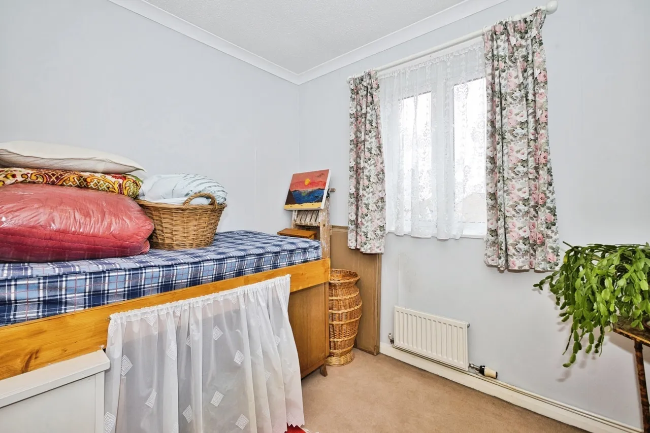 St. Brides Close, Glastonbury, BA6, photo 13
