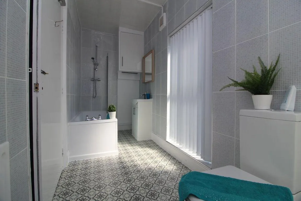 Northumberland Road, S10, photo 6