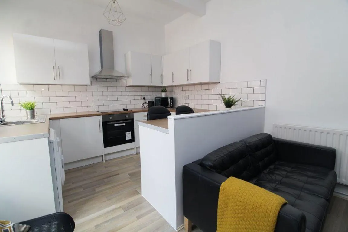 Northumberland Road, S10, photo 7