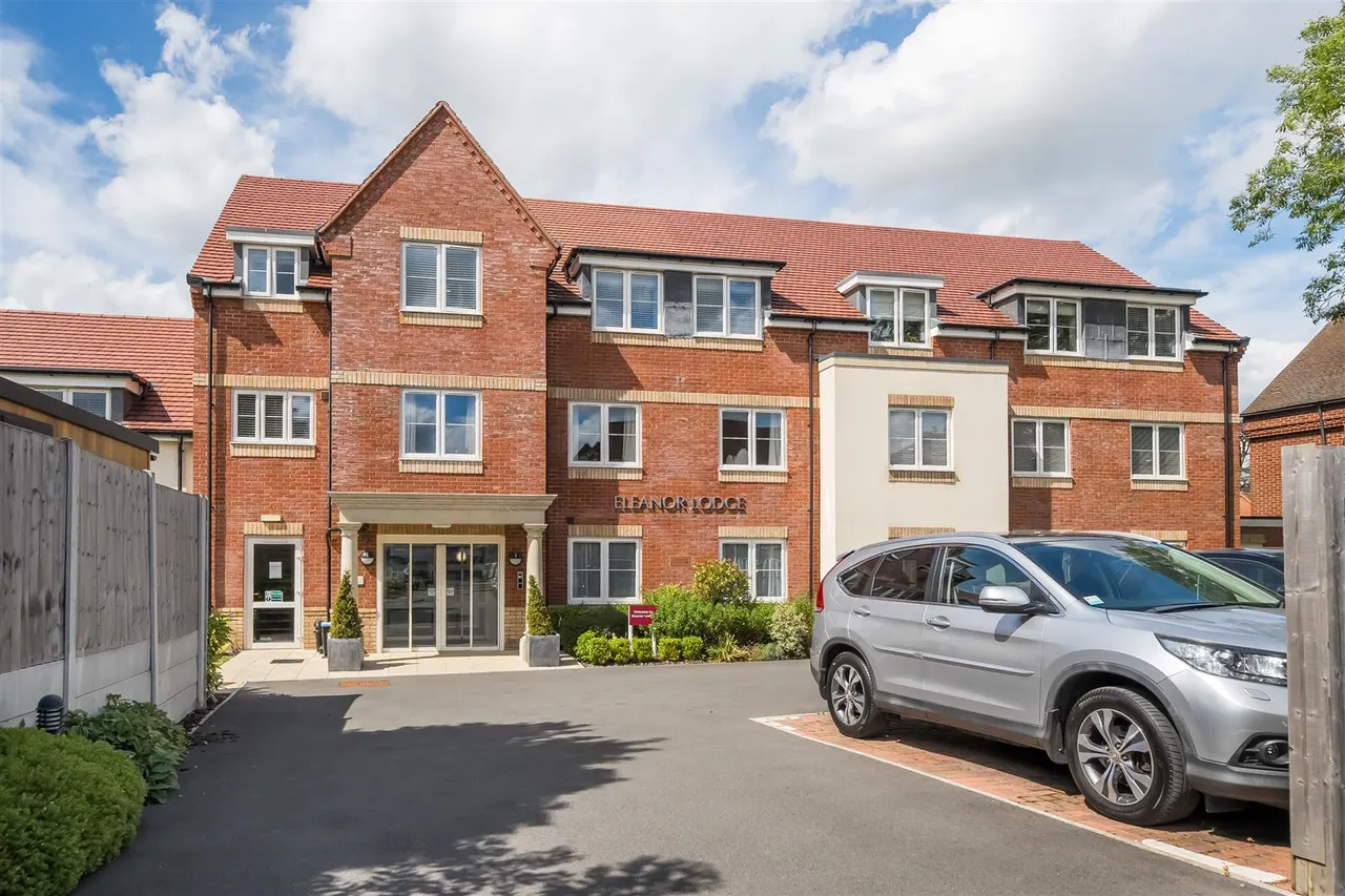 1 bed flat for sale, Station Road, Knowle, B93