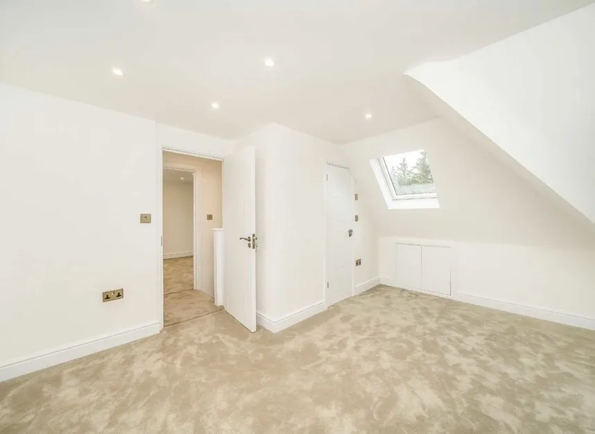 Summers Lane, North Finchley, N12, photo 5