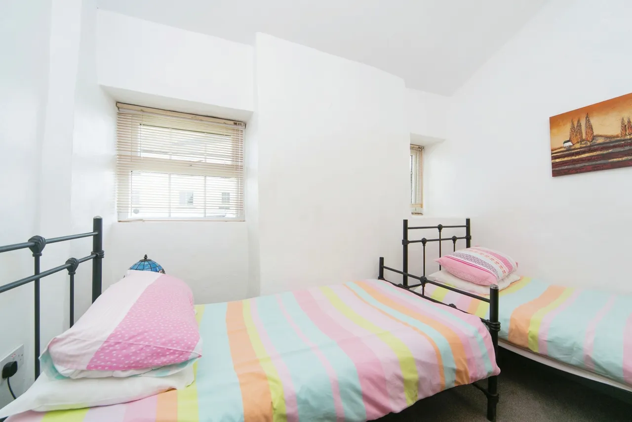 Llangwnadl, Llyn Peninsula, LL53, photo 15