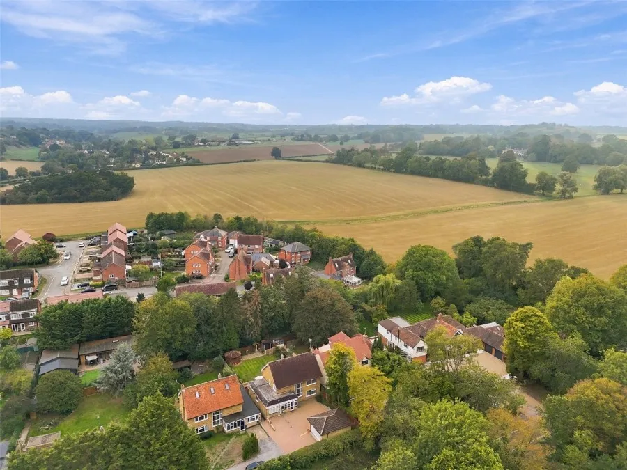 with 4 bedrooms in Little Hadham, Ware, SG11, photo 22