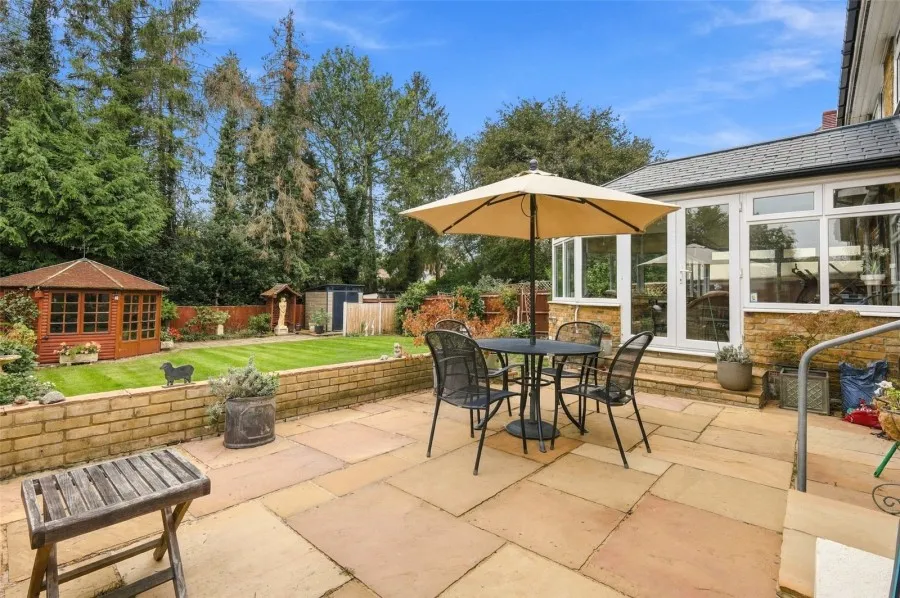 with 4 bedrooms in Little Hadham, Ware, SG11, photo 13