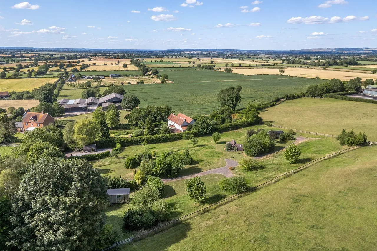 acres, glamping, BA13, photo 10
