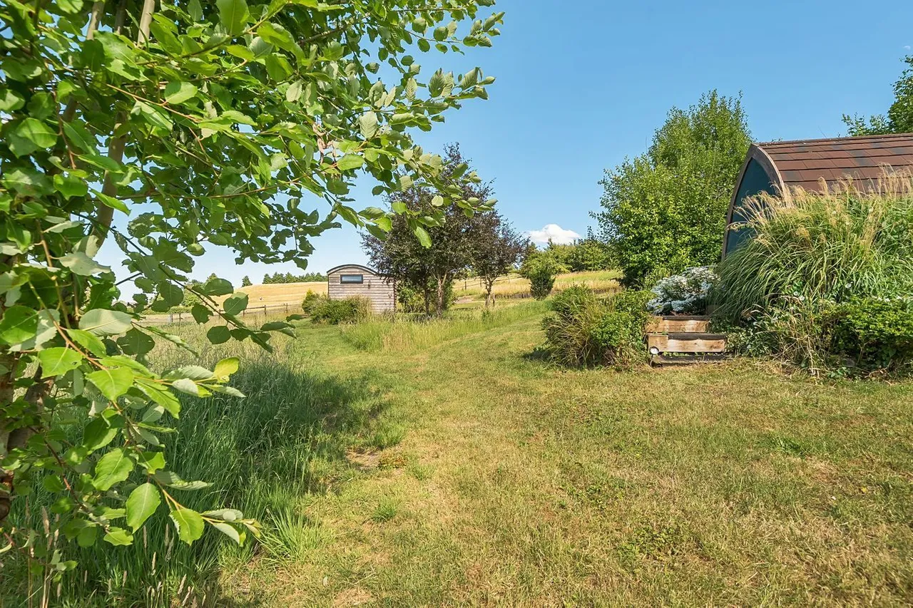 acres, glamping, BA13, photo 32