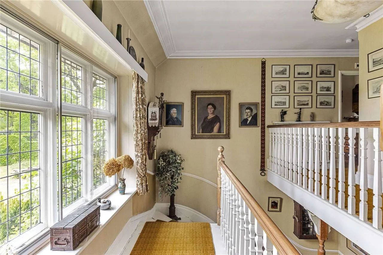 Grenville Road, Shackleford, Godalming, Surrey, GU8 6AX, photo 10
