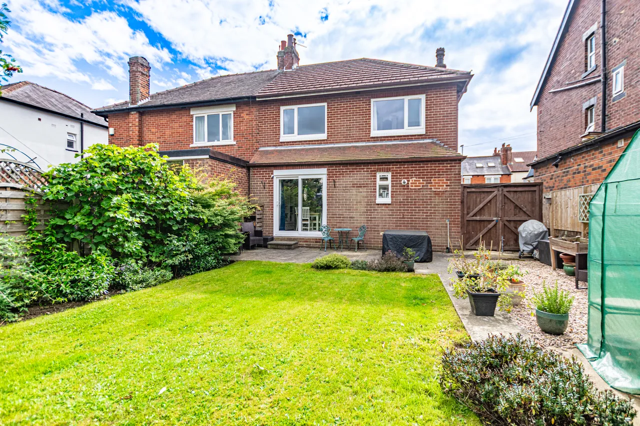 Denton Avenue, Gledhow, LS8, photo 19