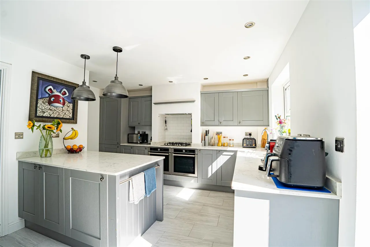 Kensington Close, St. Leonards-On-Sea, photo 2