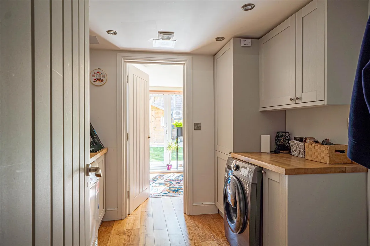 Kensington Close, St. Leonards-On-Sea, photo 20