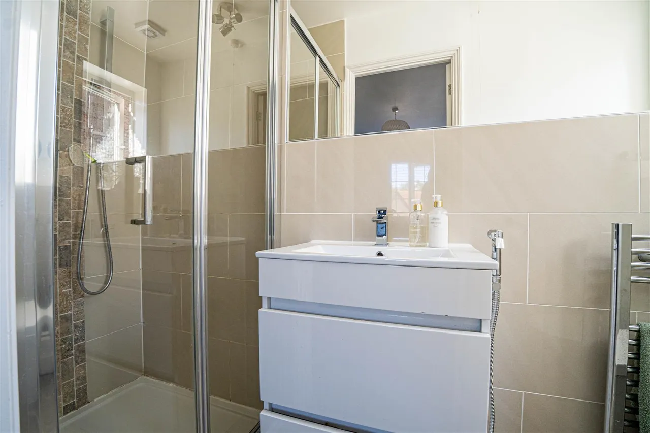 Kensington Close, St. Leonards-On-Sea, photo 22