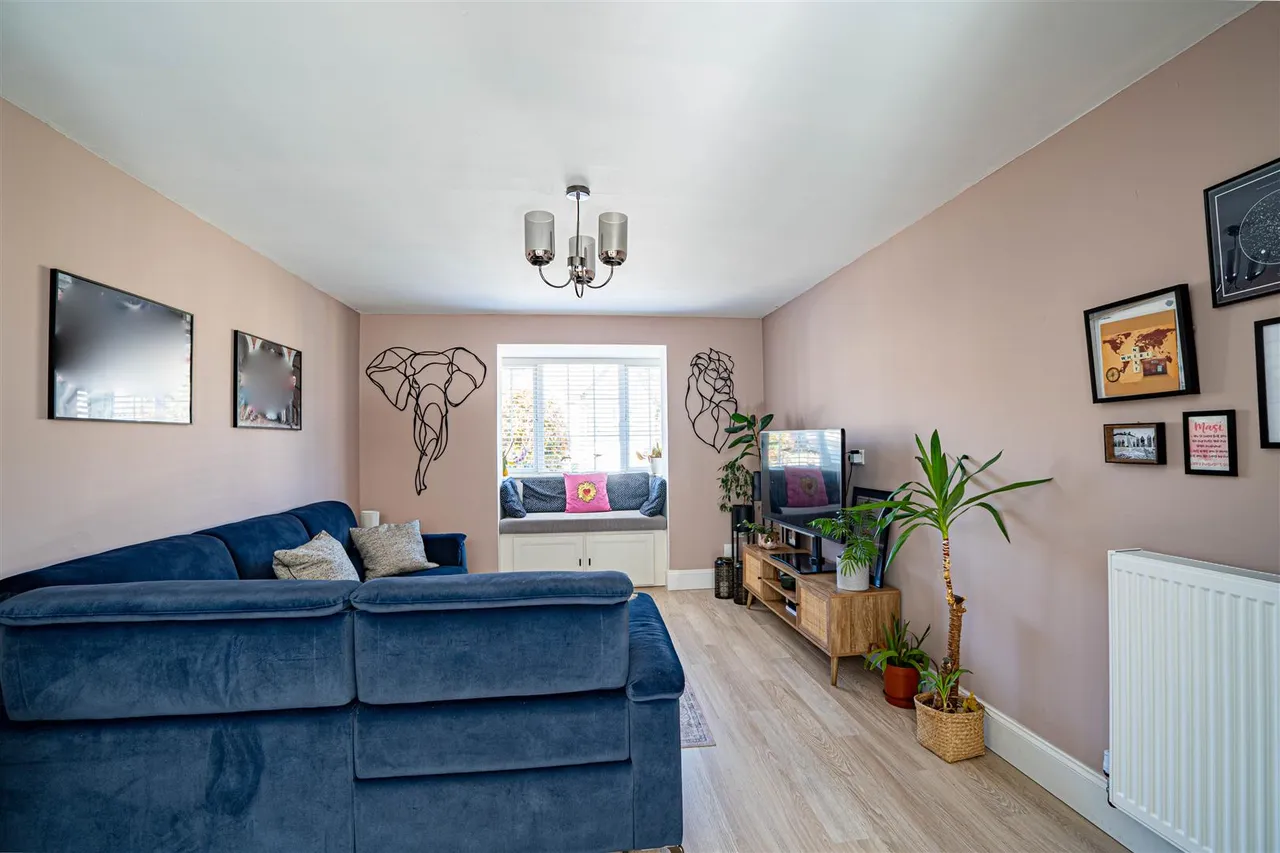 Kensington Close, St. Leonards-On-Sea, photo 19