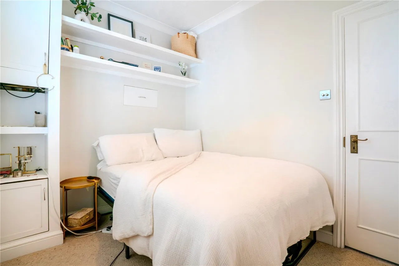 Pagoda Avenue, Richmond, TW9, photo 6