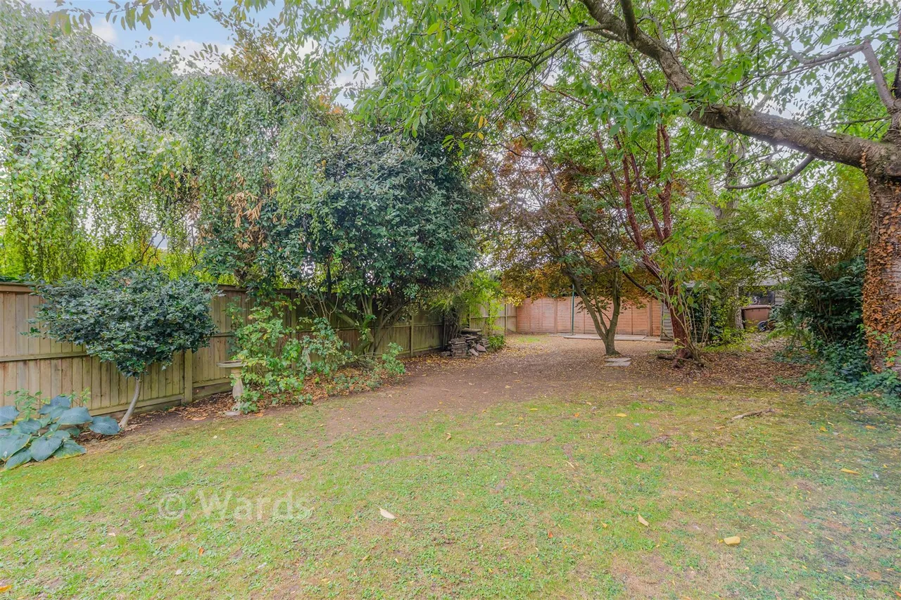 Fawkham Avenue, Longfield, DA3, photo 2