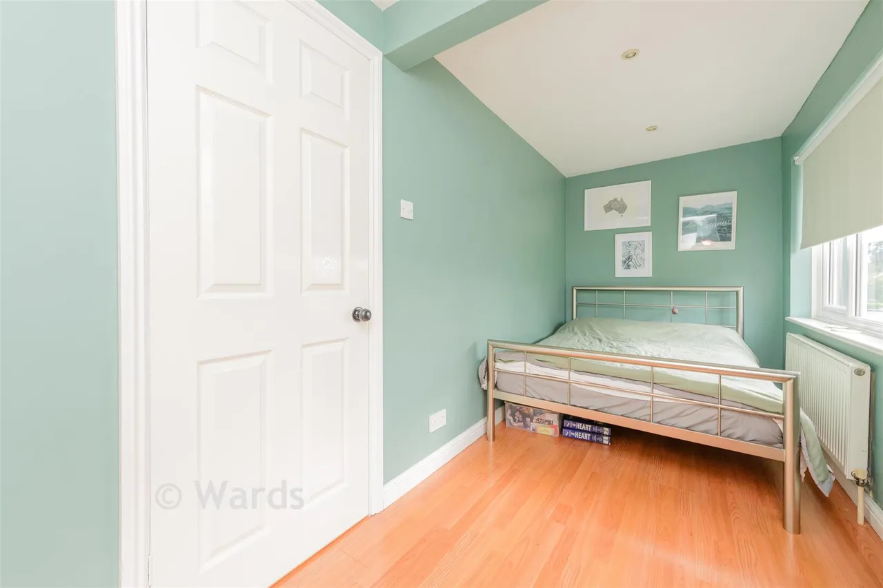 Fawkham Avenue, Longfield, DA3, photo 11