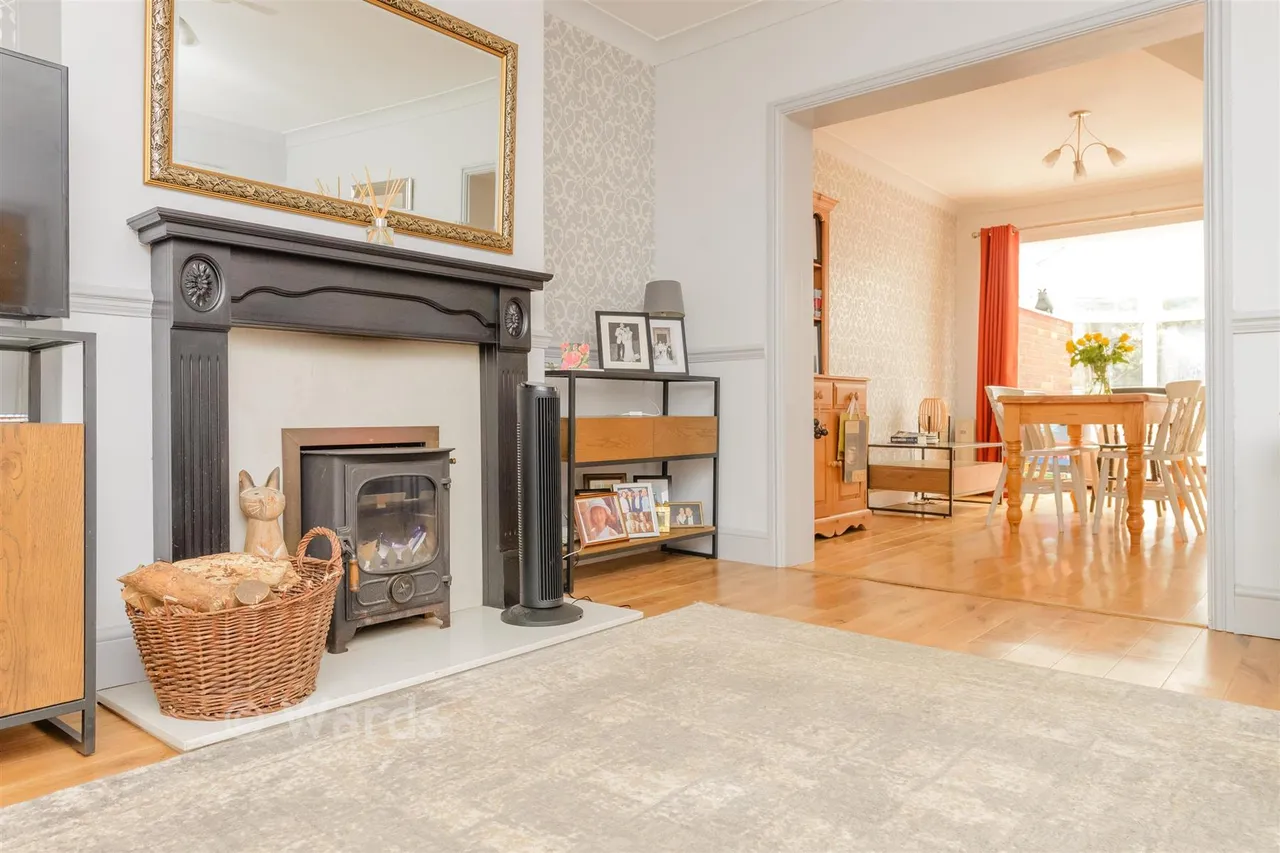 Fawkham Avenue, Longfield, DA3, photo 5