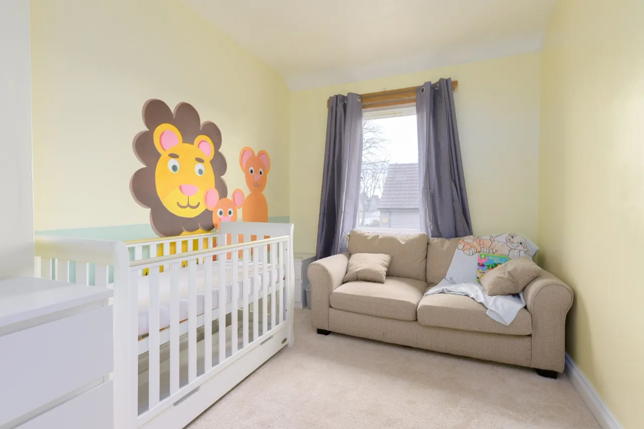 Kings Crescent, Rosyth, KY11 2RR, photo 9
