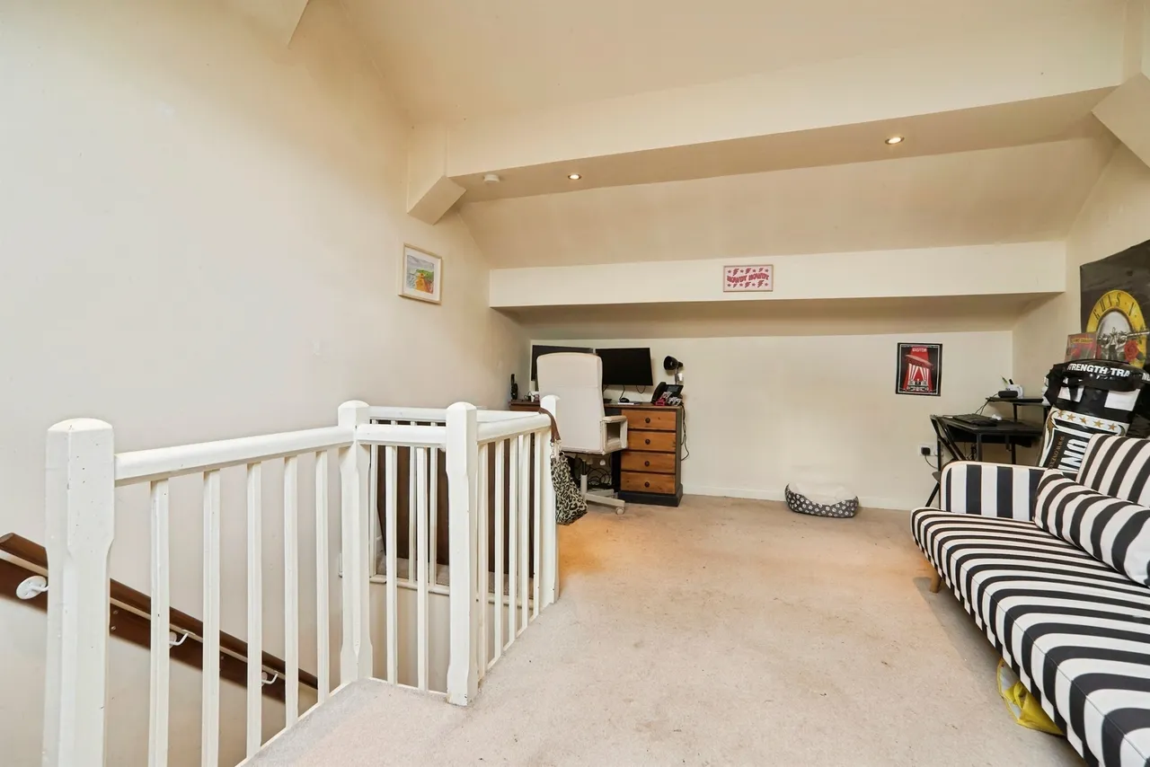 Oxford Street, Keighley, BD21, photo 10