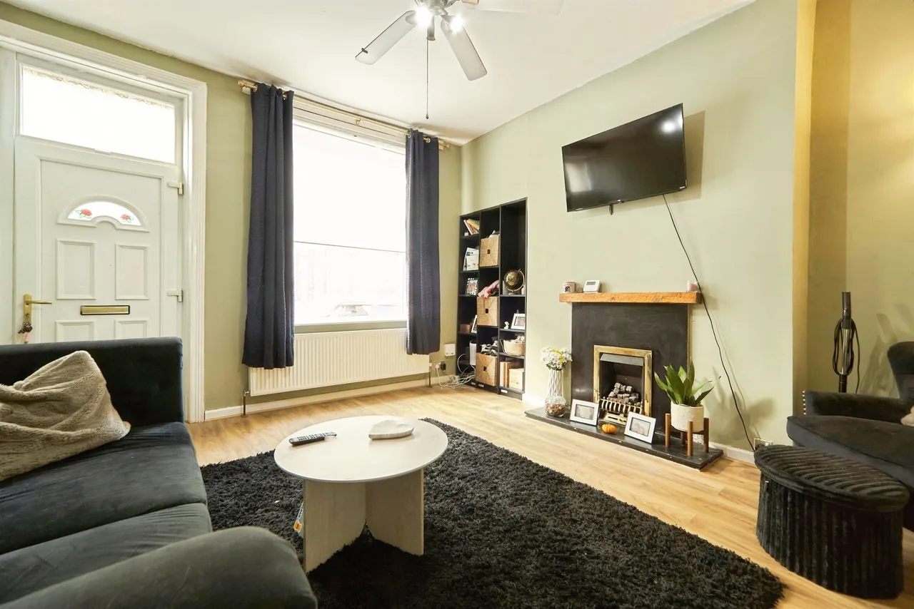 Oxford Street, Keighley, BD21, photo 2