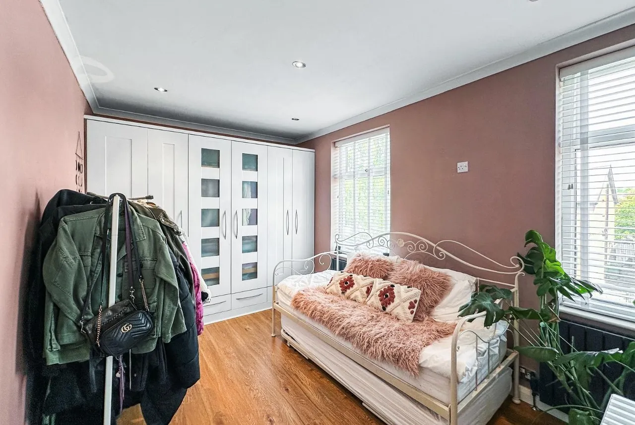 Moss Lane, Altrincham, Cheshire WA15 8HW, photo 14