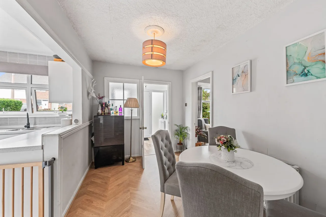 Thirlmere Close, Frodsham, photo 3