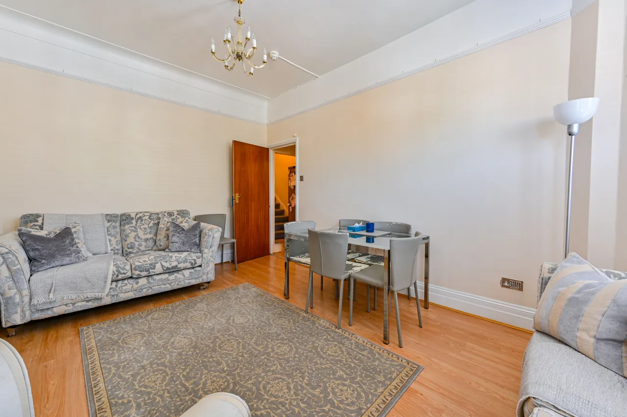 15 Lime Grove, London, photo 4
