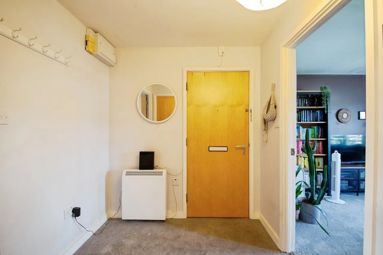 Adelaide Lane, Sheffield, South Yorkshire, S3, photo 6