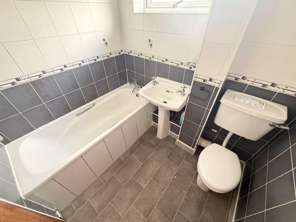 Morpeth NE65 9YD, NE65, photo 10