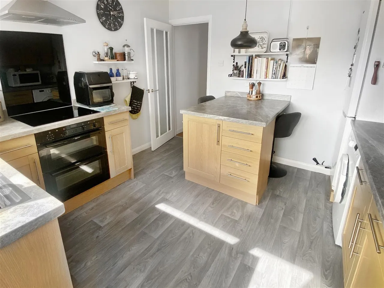 Glenville Road, Rustington, photo 5