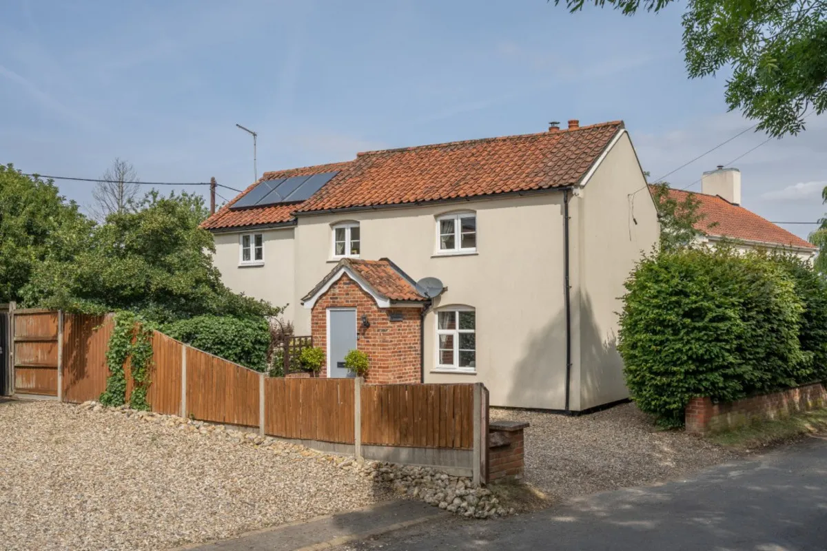 Birds Corner, Shipdham, IP25, photo 3