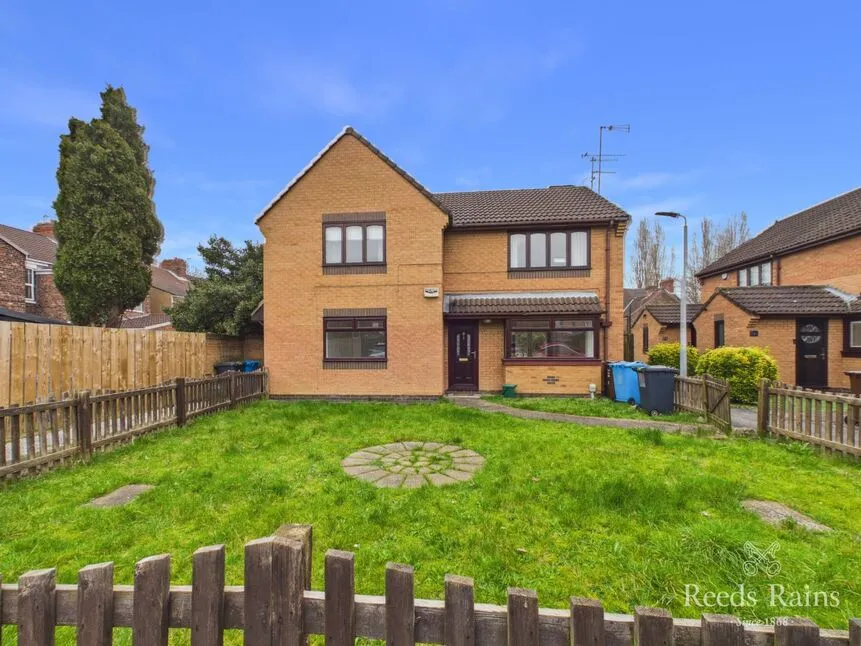 2 bed flat for sale, Nunnington Close, Hull, HU5