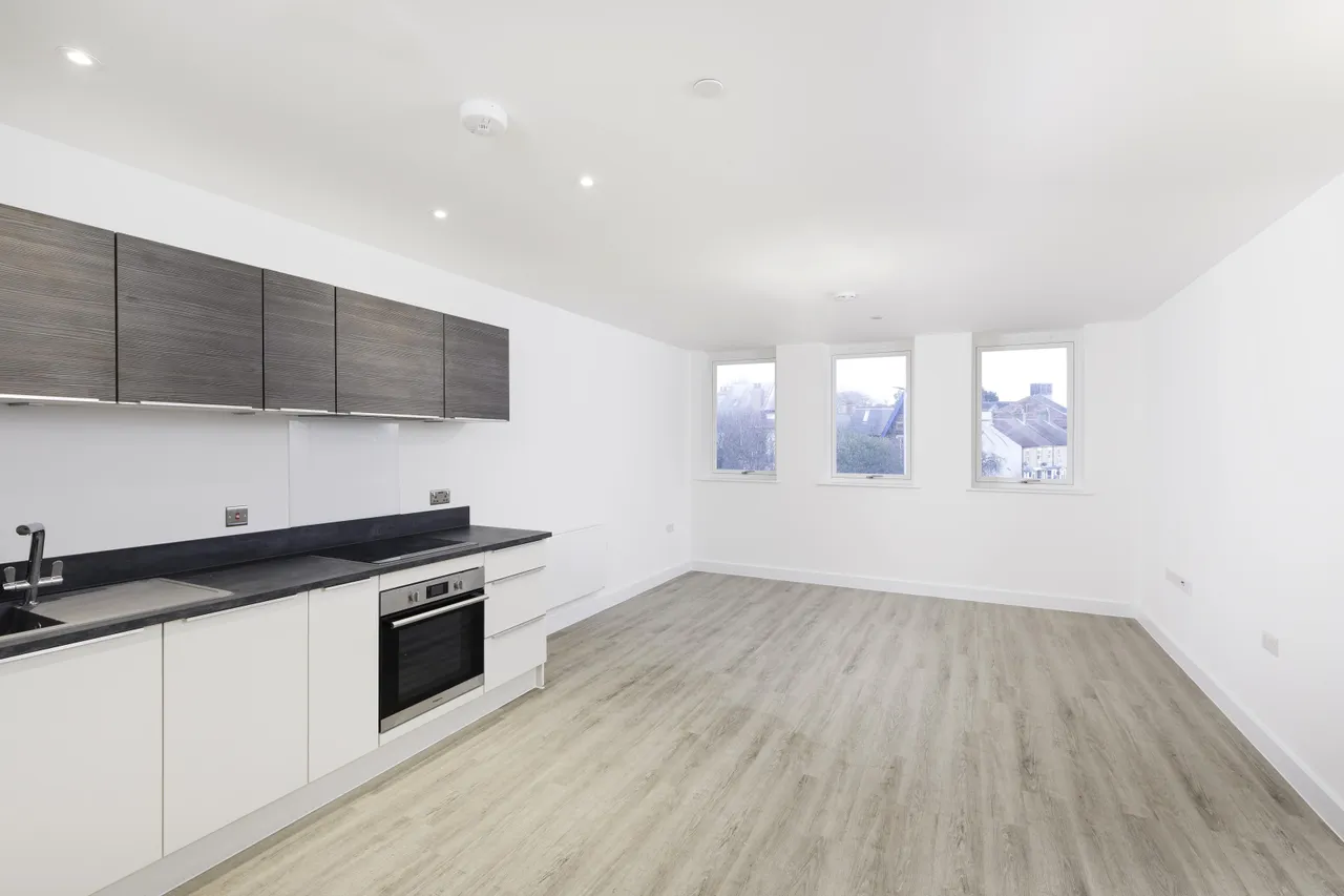 Clifton House, Broadway, PE1, photo 2