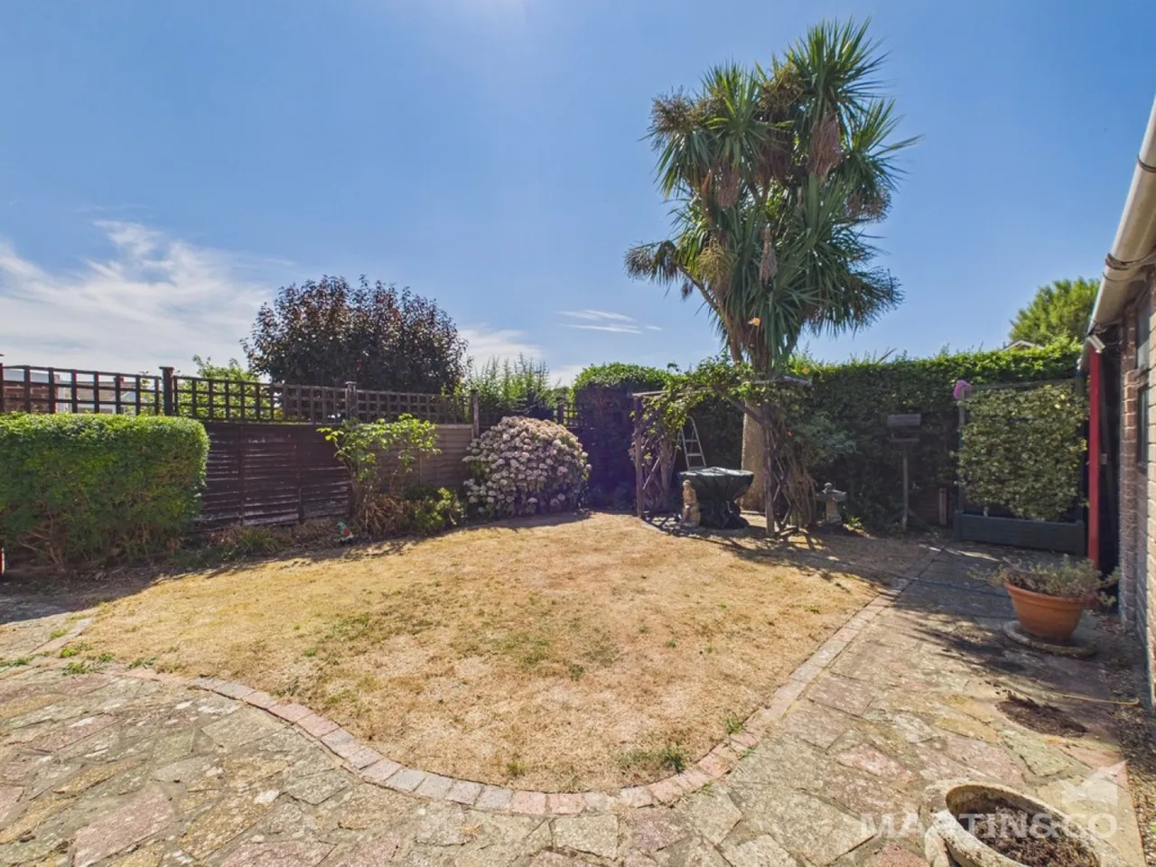 Boxgrove Gardens, Rose Green, West Sussex, photo 2