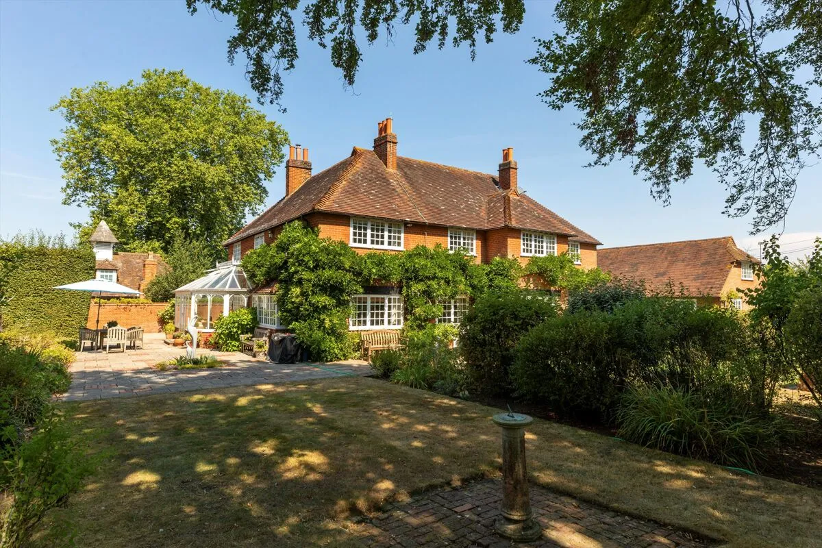 Old Lane, Cobham, KT11, photo 19