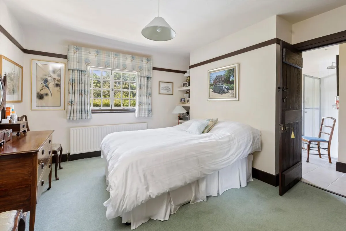 Old Lane, Cobham, KT11, photo 9