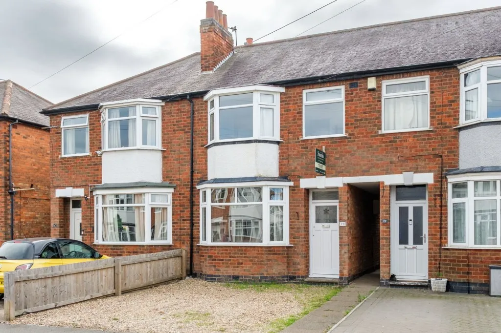 3 bed house to rent, Woodlands Drive, Loughborough, LE11