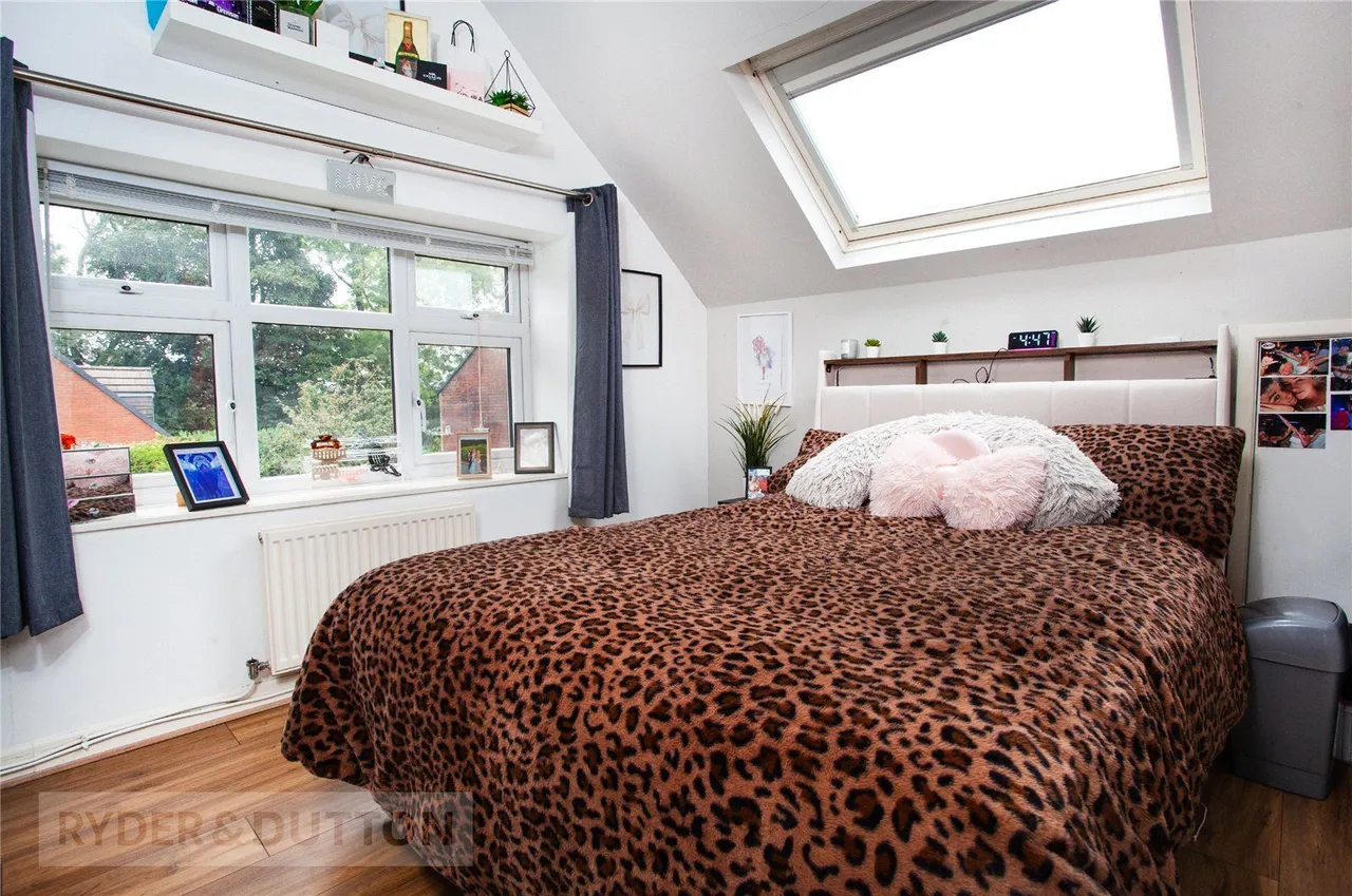 Rochdale Road, High Crompton, OL2, photo 20
