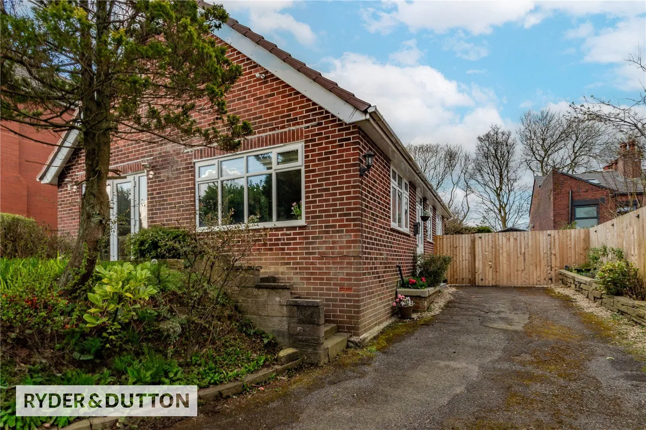Rochdale Road, High Crompton, OL2, photo 26
