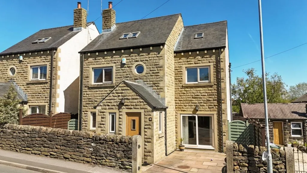 Royd Lane, Millhouse Green, photo 31