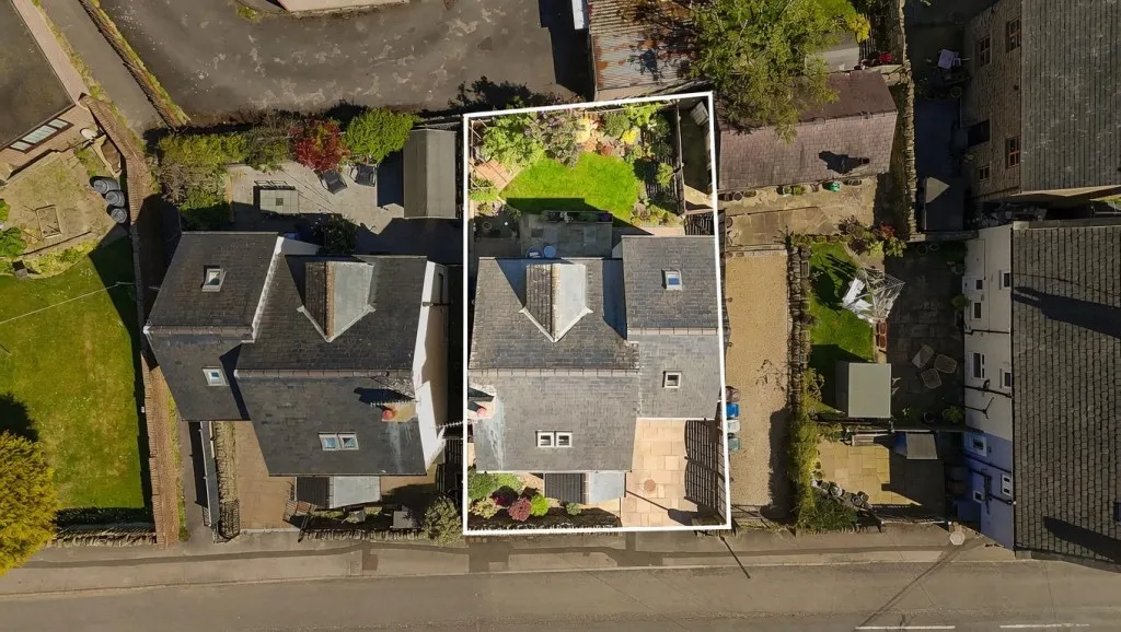 Royd Lane, Millhouse Green, photo 29