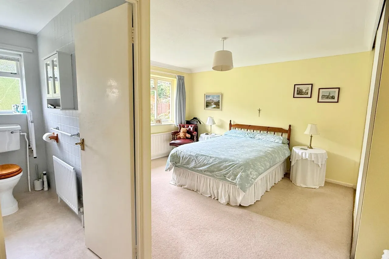 Shelley Close, Ashley Heath, BH24, photo 12