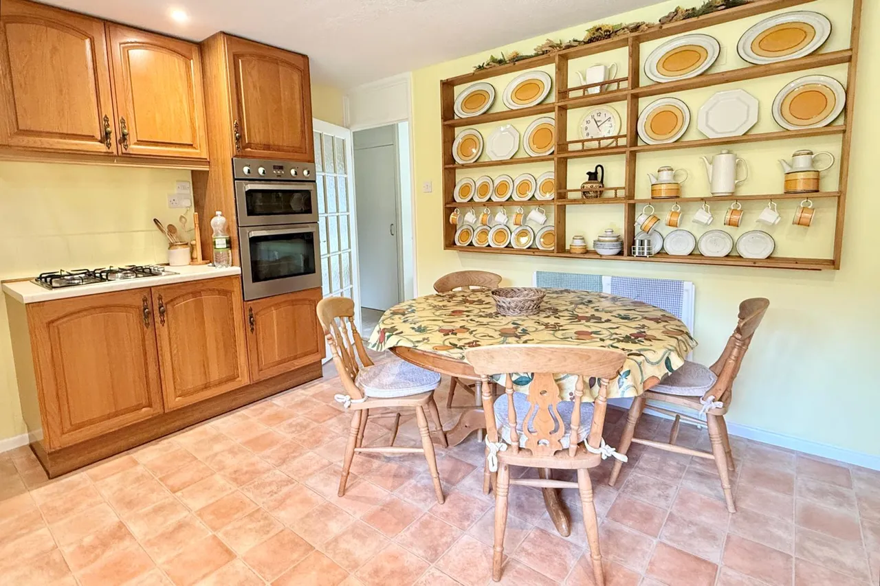 Shelley Close, Ashley Heath, BH24, photo 5