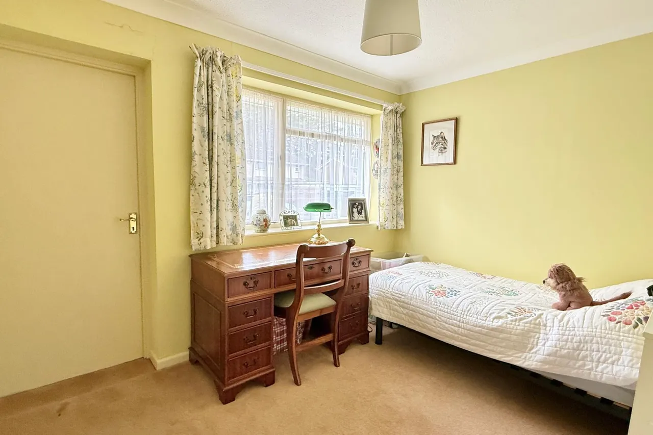 Shelley Close, Ashley Heath, BH24, photo 17