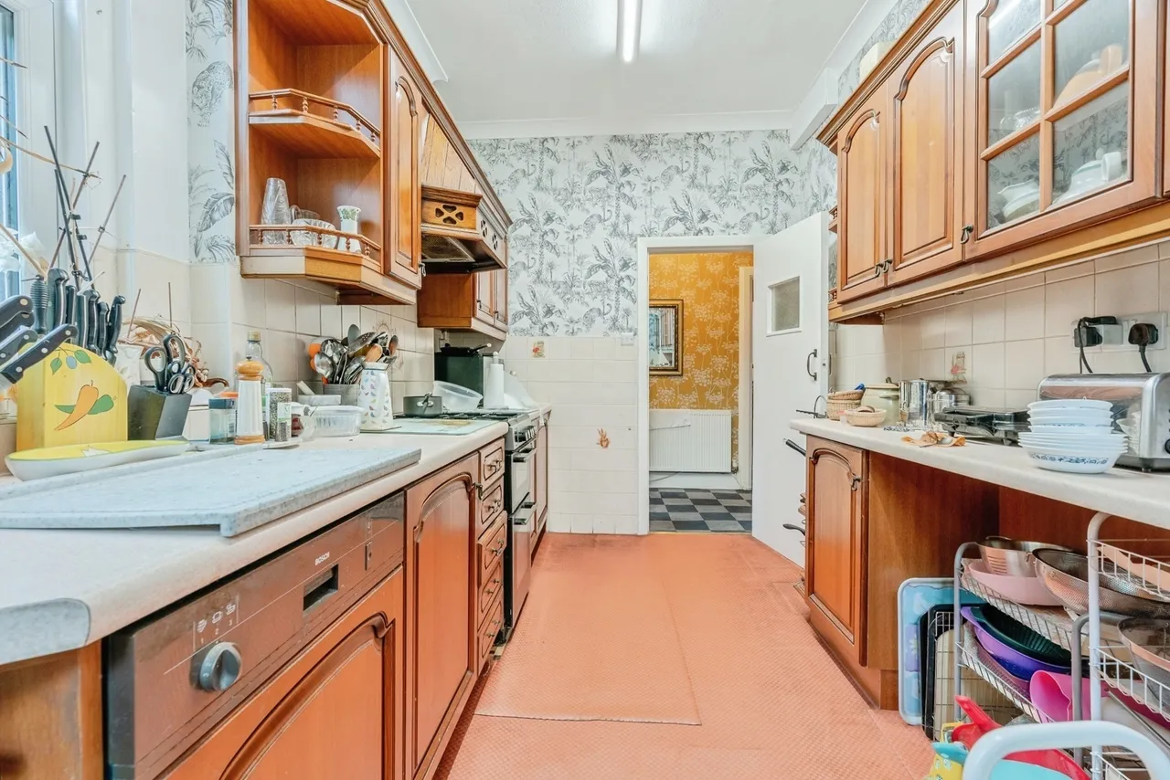 Burnley Road, Padiham, BB12, photo 8