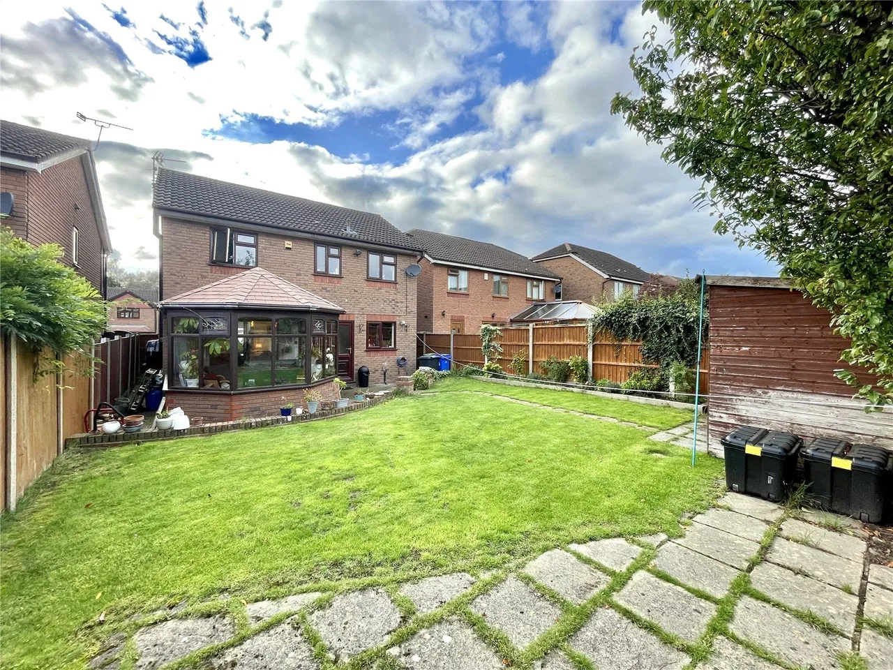 Finsbury Park, Widnes, WA8, photo 27